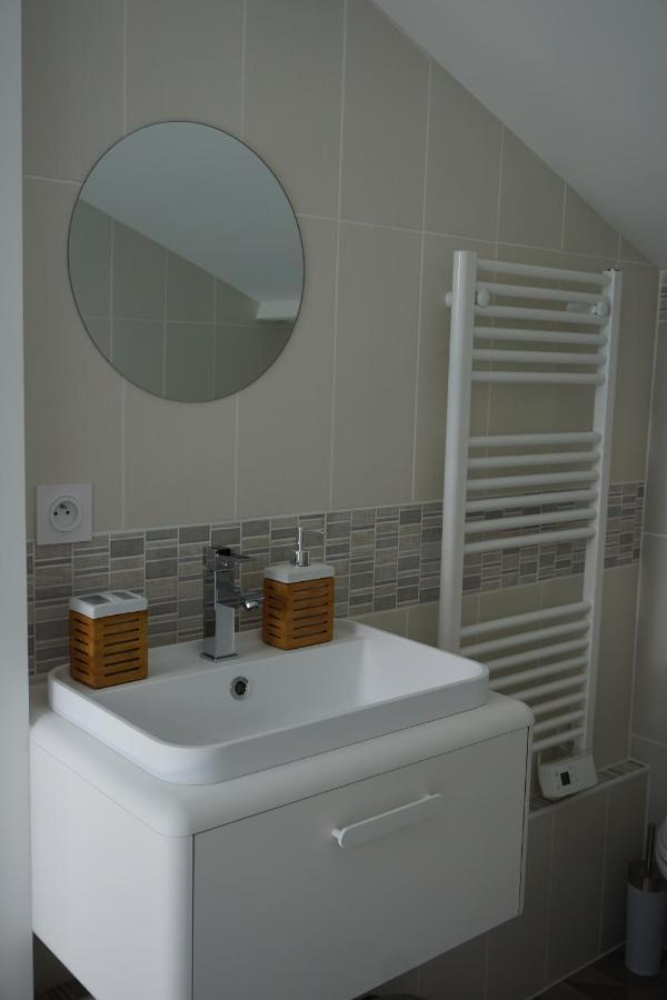 Appart Cosy 4 Personnes Avec Terrasse La Roche-sur-Yon Luaran gambar